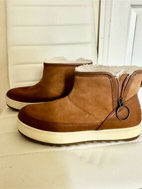 Koolaburra Side-Zip Ankle Booties